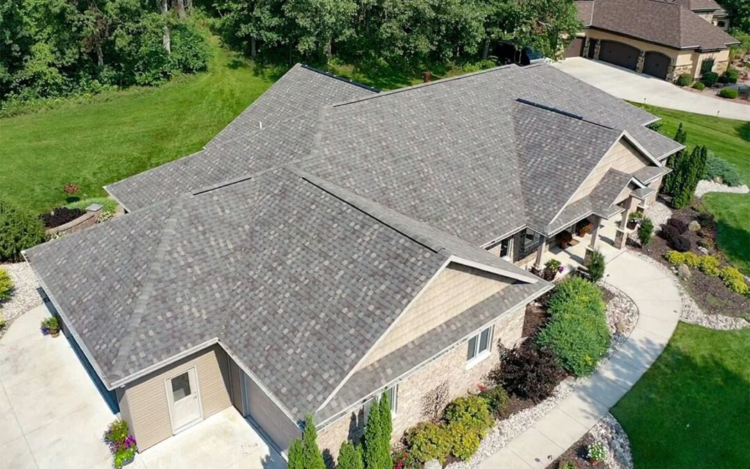 Professional roof installation by Rosenow Customs